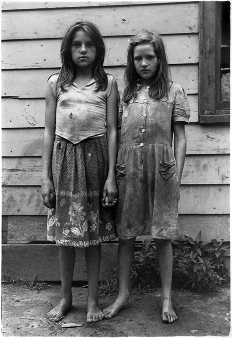 Vintage Hairy Women & Girls Nude Porn Pics .